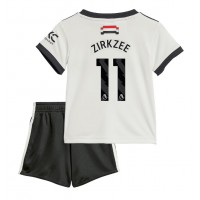 Dres Manchester United Joshua Zirkzee #11 Tretina pre deti 2024-25 Krátky Rukáv (+ trenírky)